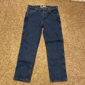 Excellent condition wrangler 47 Advanced Comfort jeans